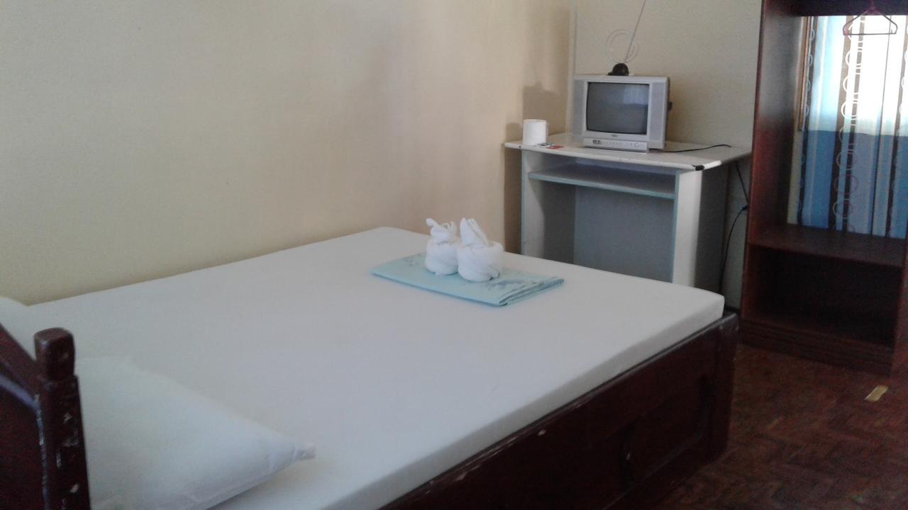 סמאל Punta Del Sol Araceli Beach Resort מראה חיצוני תמונה